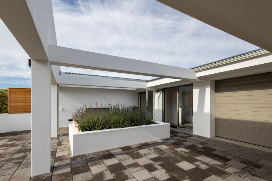 6 Bedroom Property for Sale in Cutty Sark Western Cape